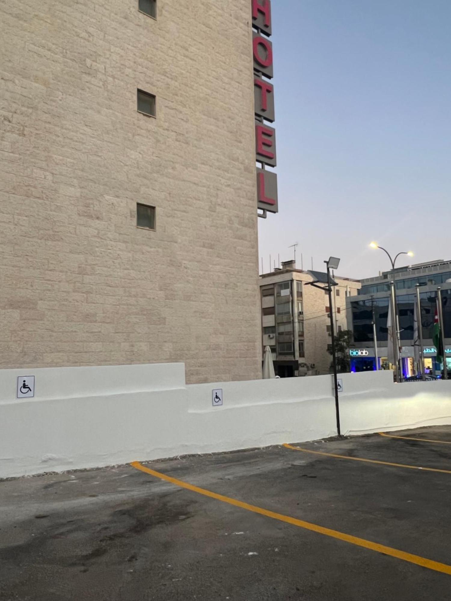 Retaj Hotel Amman Eksteriør bilde