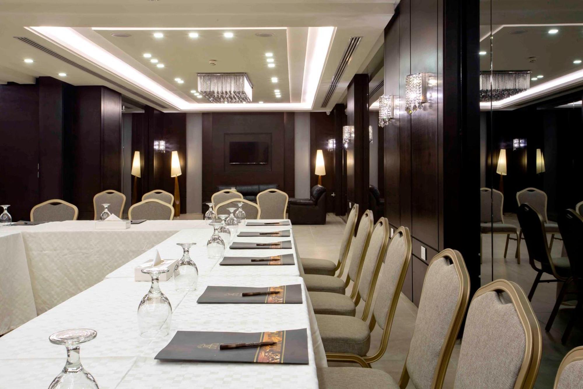 Retaj Hotel Amman Eksteriør bilde
